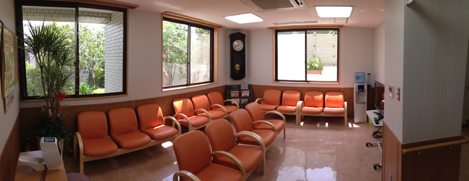 待合室ロビー